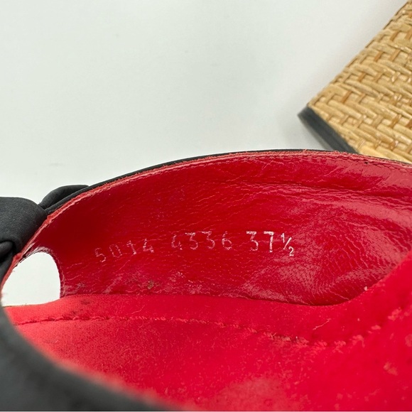 Dolce & Gabbana Bow Woven Straw Wedges - Picture 8 of 10